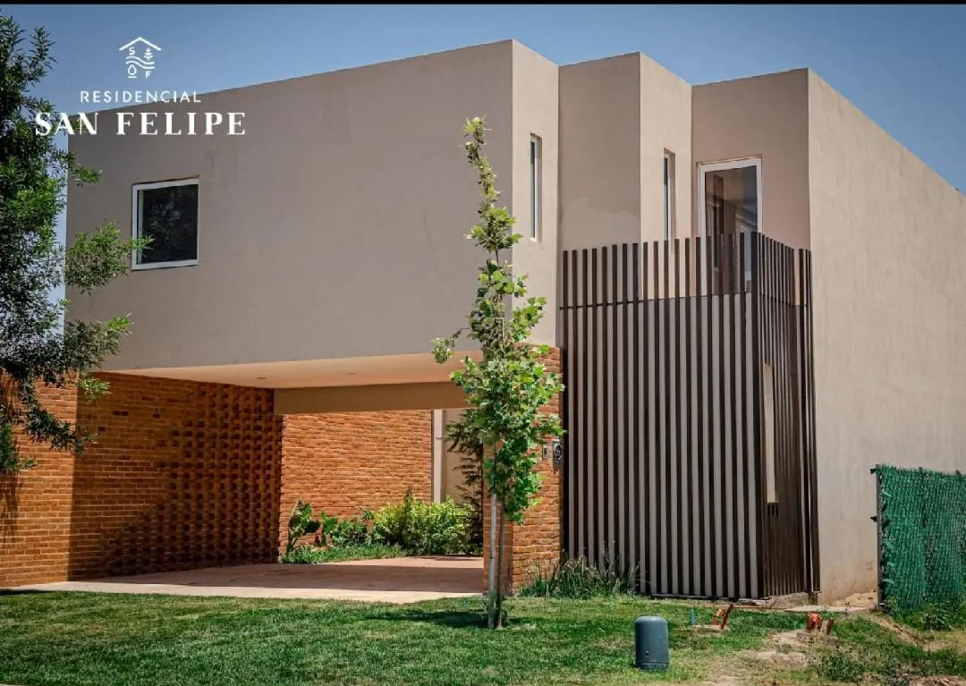 Casa en Residencial San Felipe